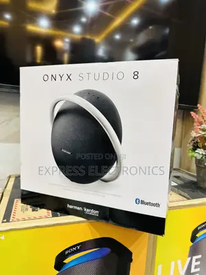 Wireless Onyx 8 Studio Bluetooth Speaker