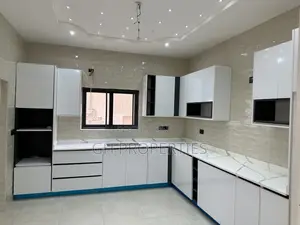 Furnished 4bdrm House in Kwadaso Hilltop., Kumasi Metropolitan