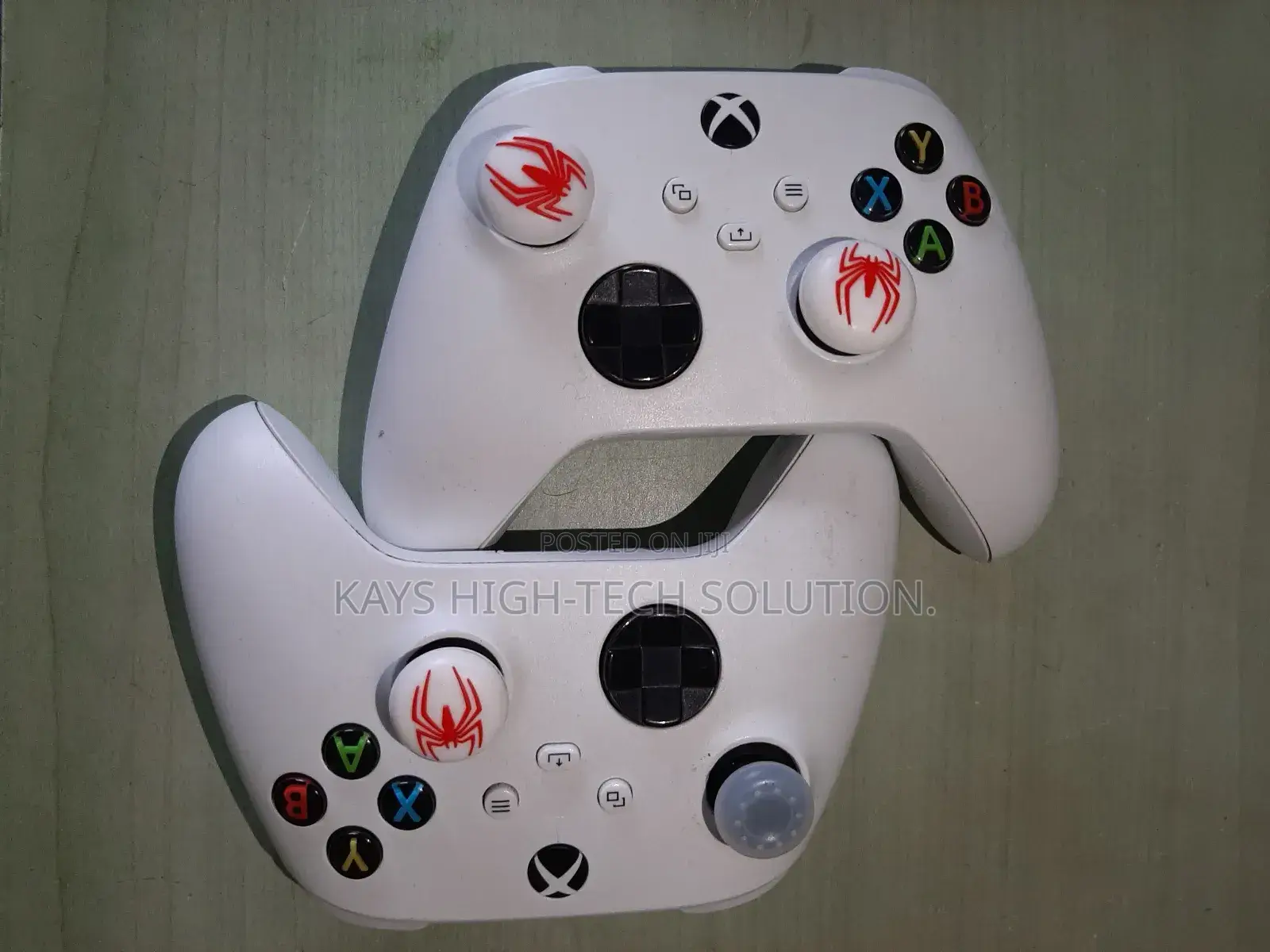 Xbox Series S/X Controllers Available