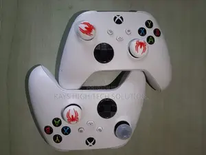 Xbox Series S/X Controllers Available