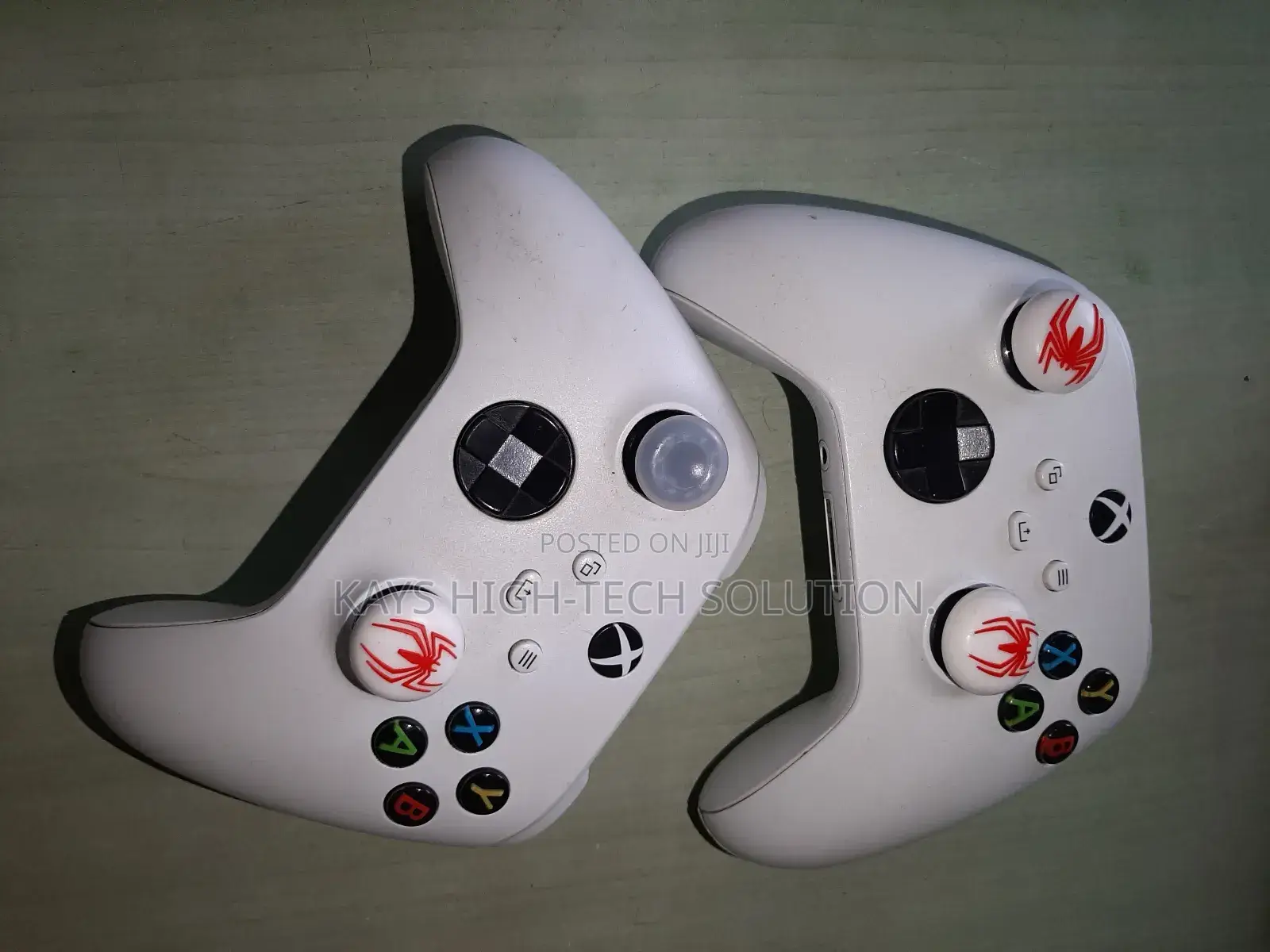 Xbox Series S/X Controllers Available