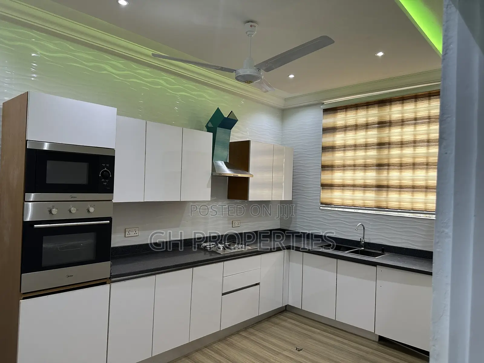 4bdrm House in Daban Area., Kumasi Metropolitan for sale
