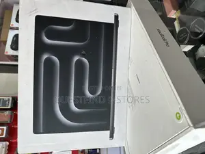 New Apple MacBook Pro 2023 M3 Max 16-inch 48GB Apple M3 Max SSD 1T