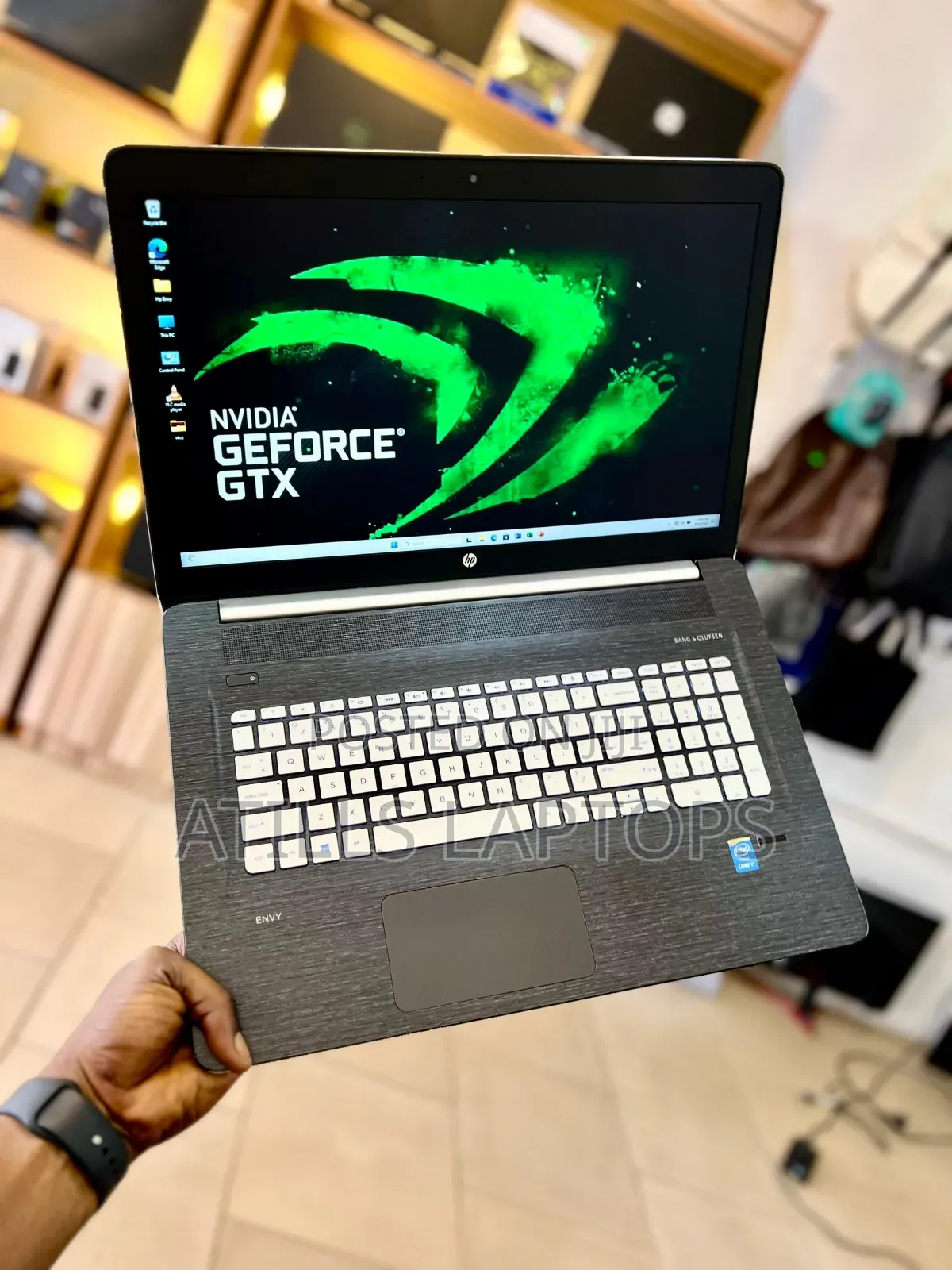 Laptop HP Envy 17 16GB Intel Core I7 SSD 256GB