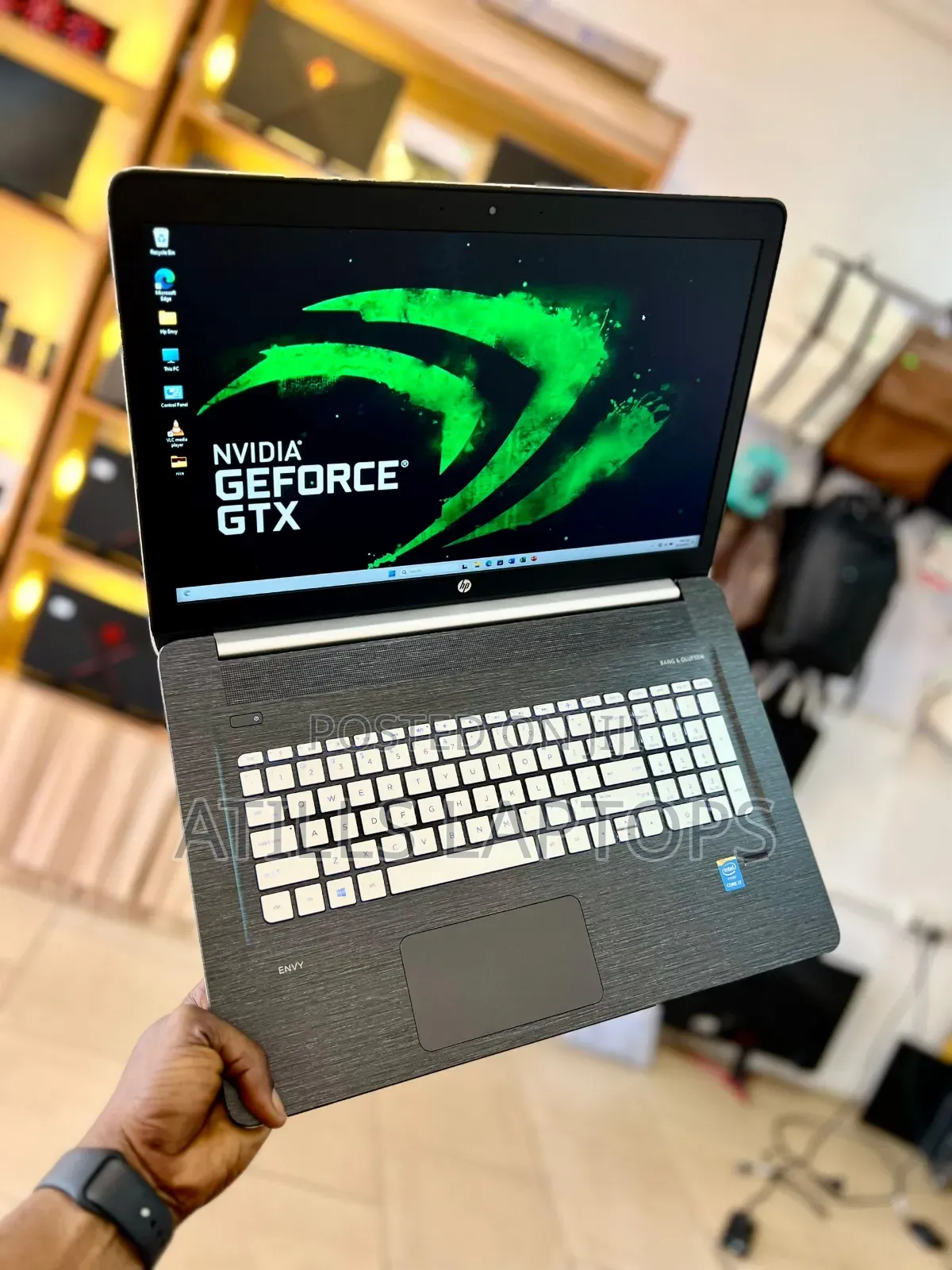 Laptop HP Envy 17 16GB Intel Core I7 SSD 256GB