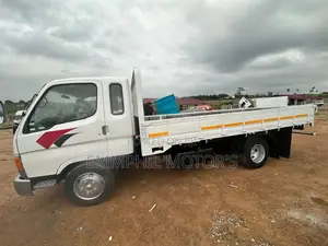 2003 Kia Pamax. New Arrivals
