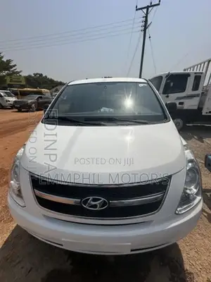 Hyundai Starex 2014 White