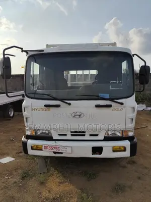 2015 Hyundai 5ton. New Arrivals.