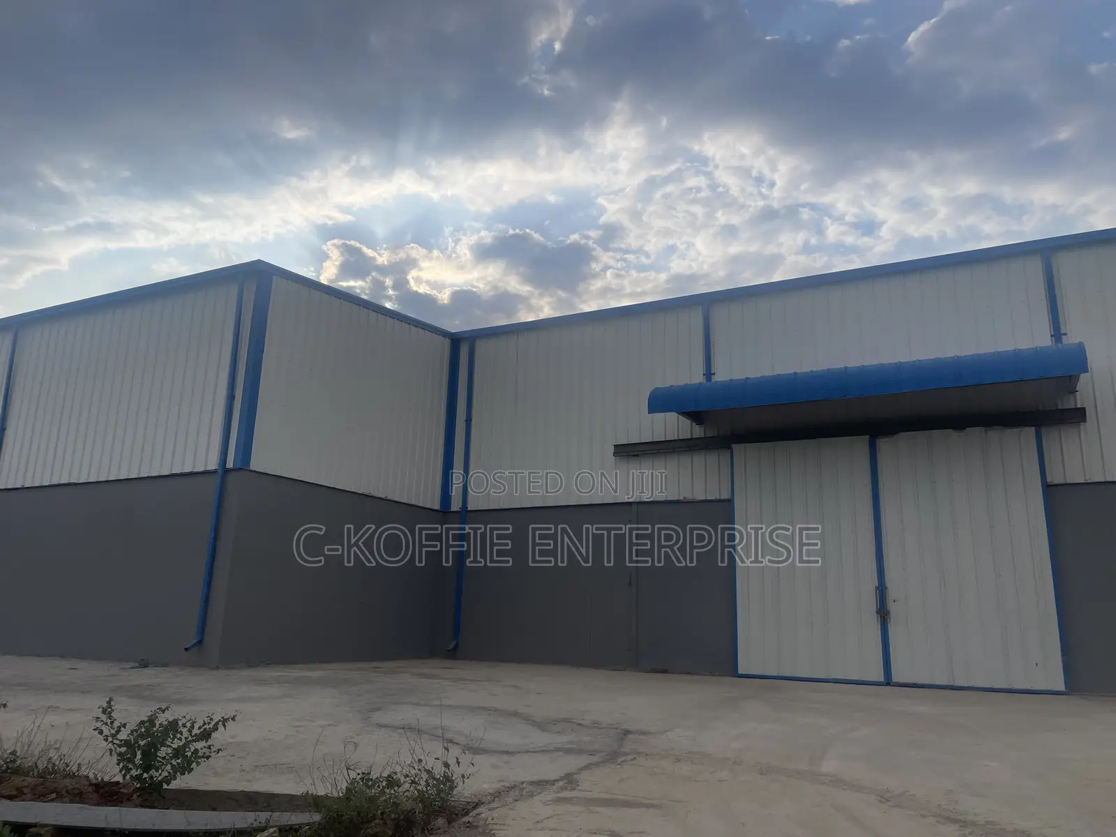 2700 SQM Warehouse at Tema-Kpong 4 Rent