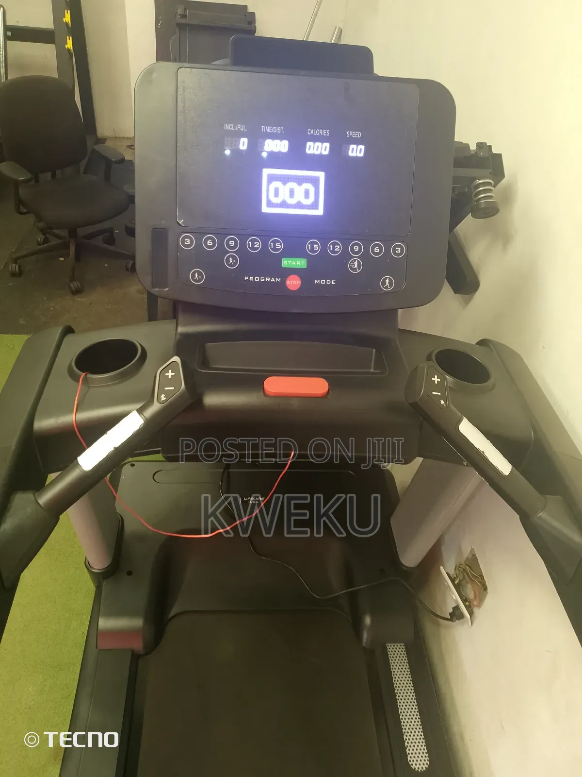 Commercial Treadmill 220kg Weight Capacity