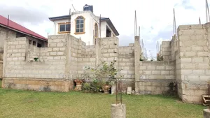 8bdrm Apartment in Fredimens Real, Kumasi Metropolitan for sale