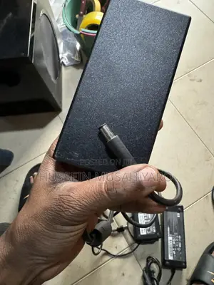 Gaming Charger Dell Big Pin 180 Watts