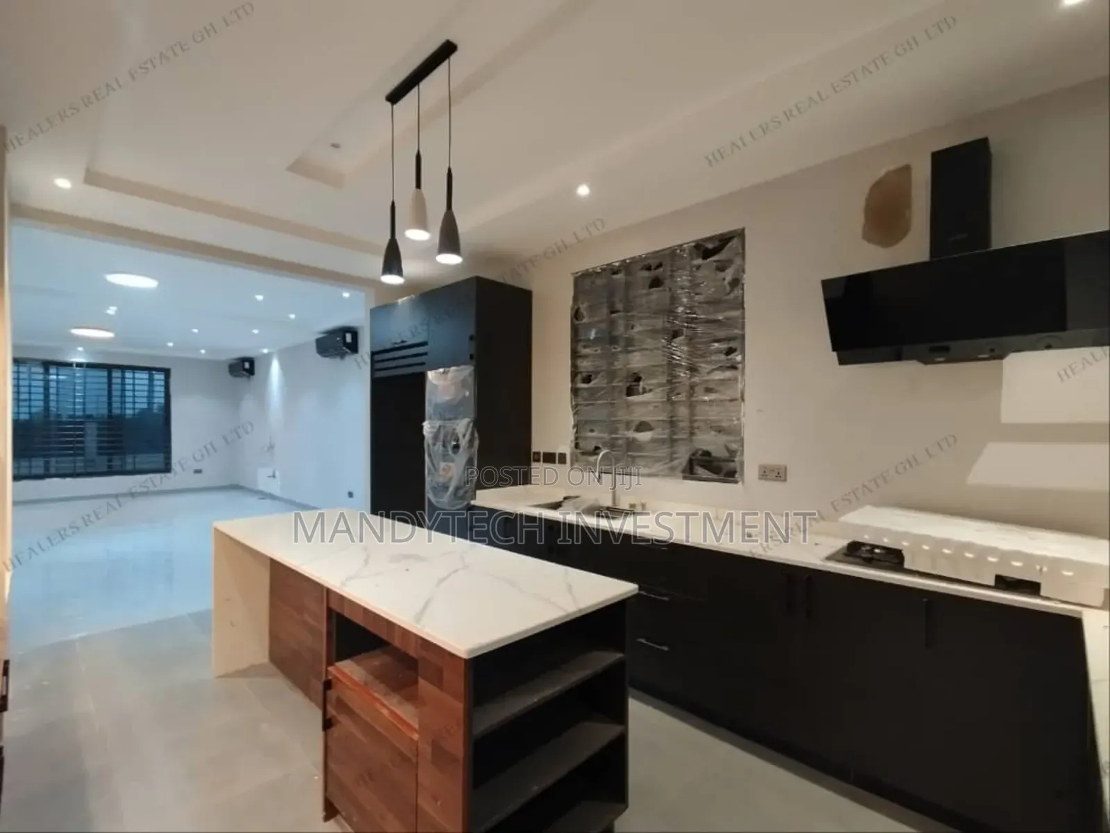 4 Bedroom Executive House for Sale