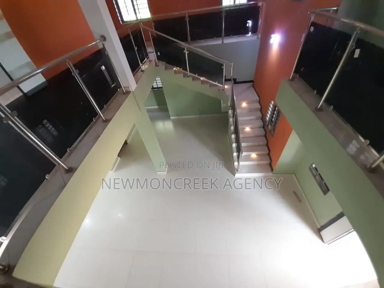6bdrm Duplex in Haatso,Gimpa Rd., Accra Metropolitan for sale