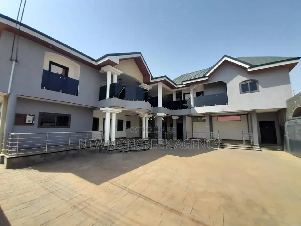 6bdrm Duplex in Haatso,Gimpa Rd., Accra Metropolitan for sale