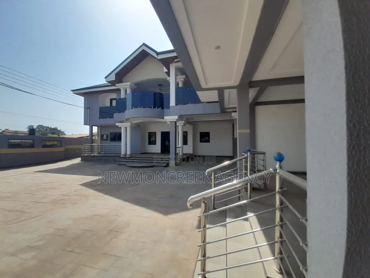 6bdrm Duplex in Haatso,Gimpa Rd., Accra Metropolitan for sale