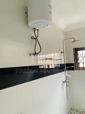 3bdrm Duplex in Oyarifa for rent