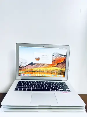 Laptop Apple MacBook Air 2015 8GB Intel Core i5 SSD 256GB