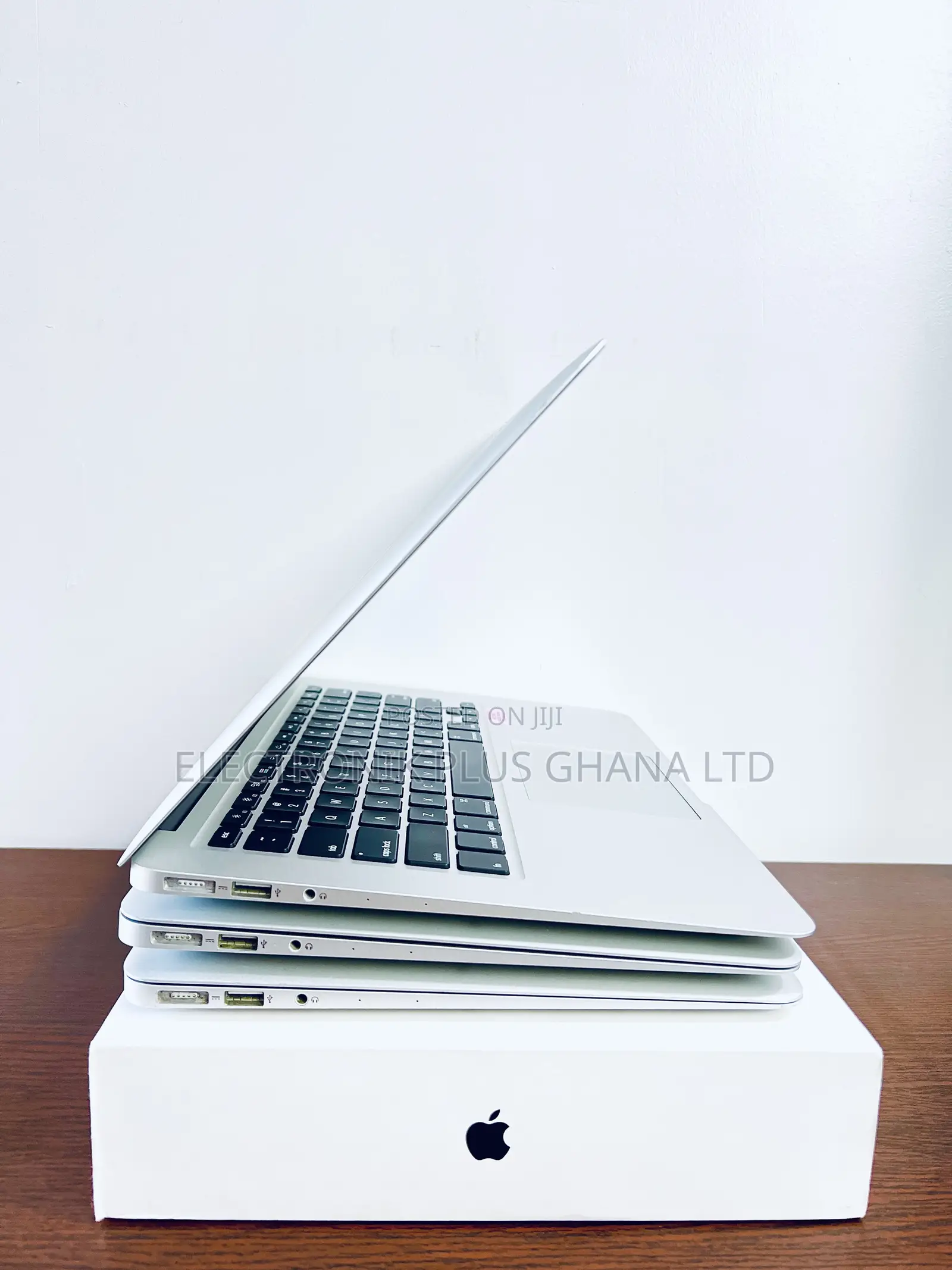 Laptop Apple MacBook Air 2015 8GB Intel Core i5 SSD 256GB