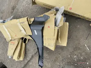 Honda CR-V 2019 Front Fenders