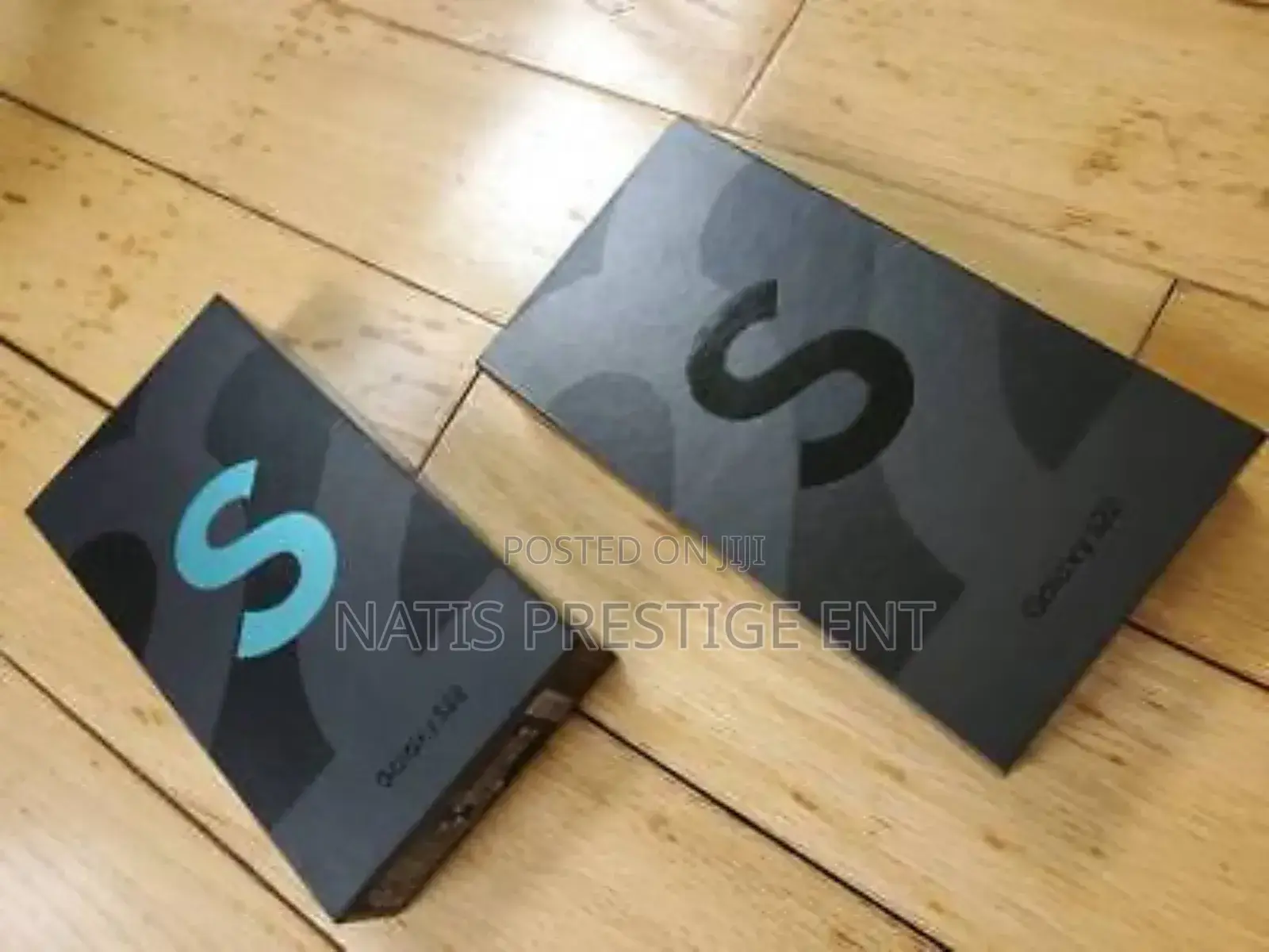 New Samsung Galaxy S22 Ultra 5G 1 TB