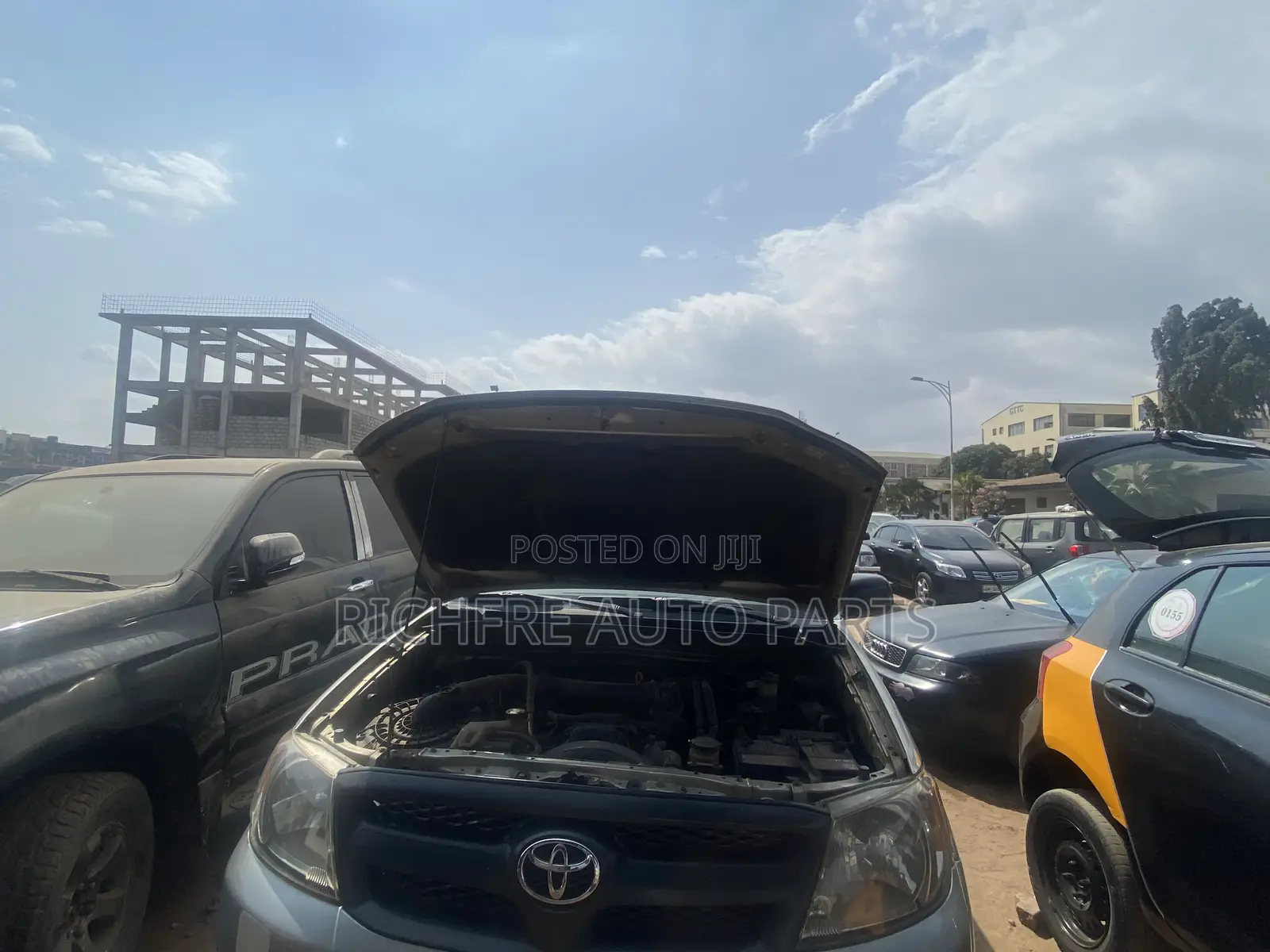 Toyota Hilux 2008/2012 Bonnet Rubber