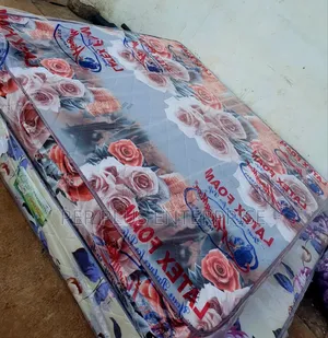 Latex Foam Queen Size High Density Mattress