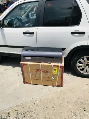 High Quality 1.5 Horsepower Zara Mirror Split Type AC