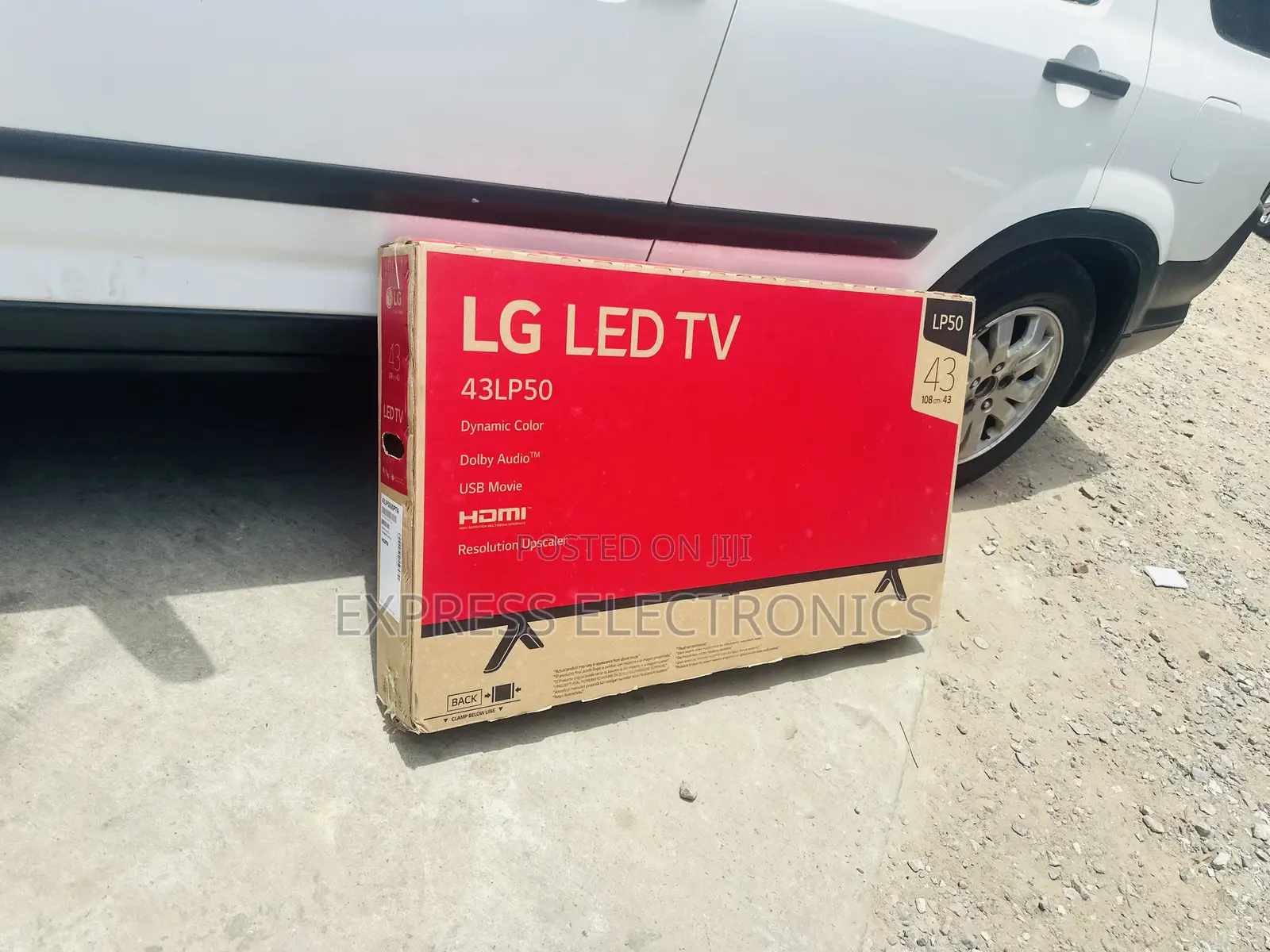 Slim Sleek FHD Satellite Image 43”LP500 LG