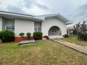 4bdrm House in Regimanuel Golden, Airport Residential Area for rent