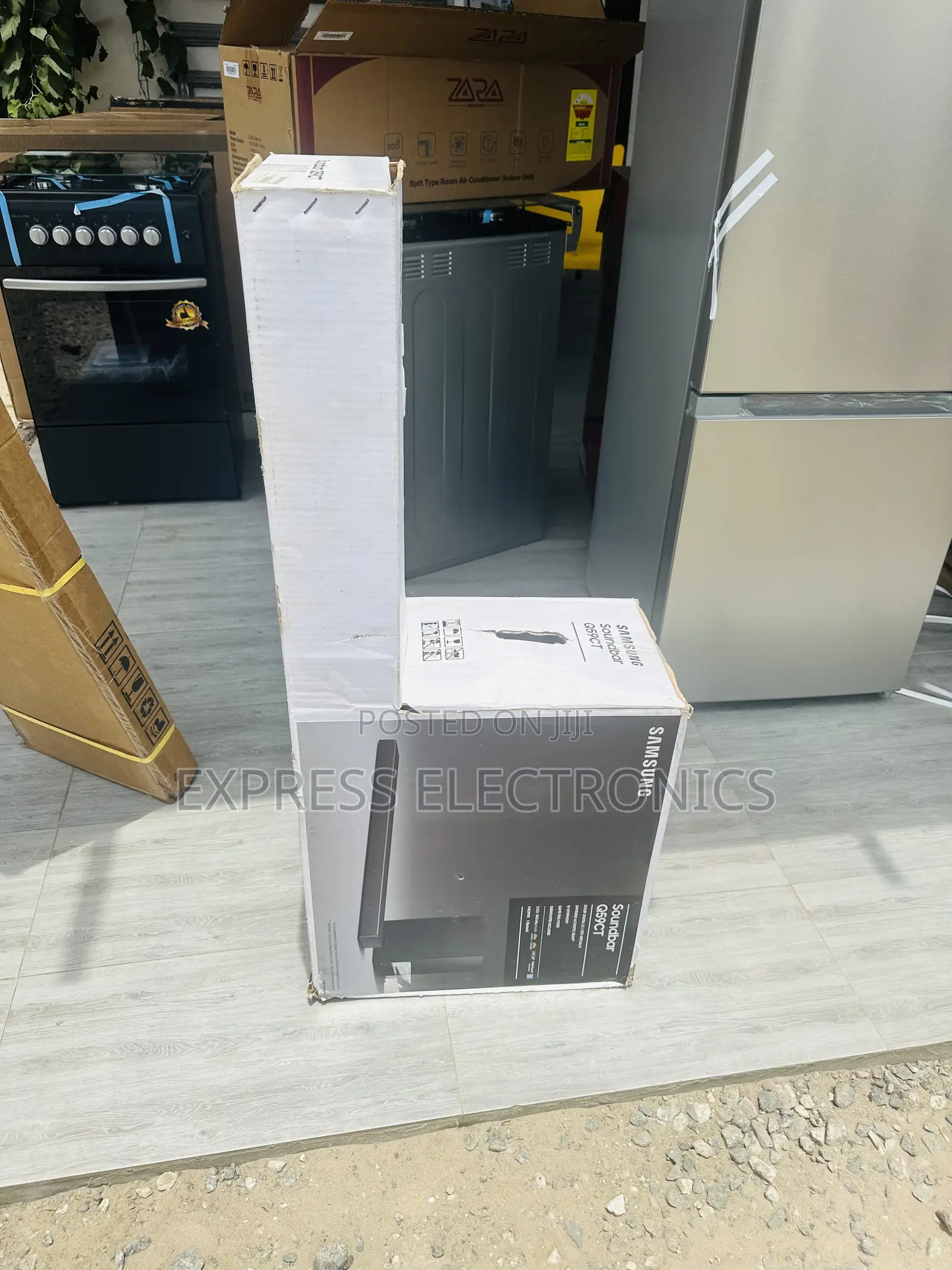 Brand New Black Q59CT Soundbar With Woofer Samsung. ᄅᄅ