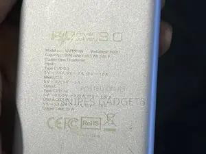 VERBATIM Wireless Slim Power Bank (10,000mah)