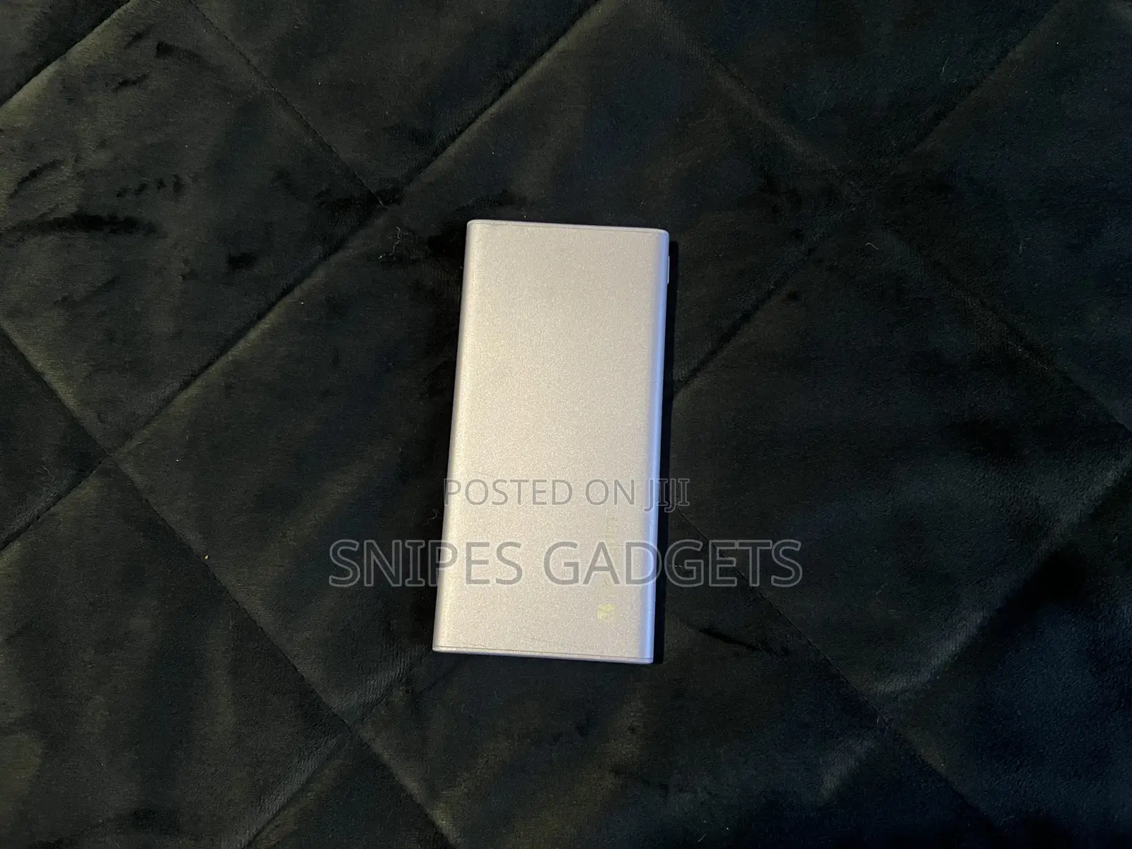 VERBATIM Wireless Slim Power Bank (10,000mah)