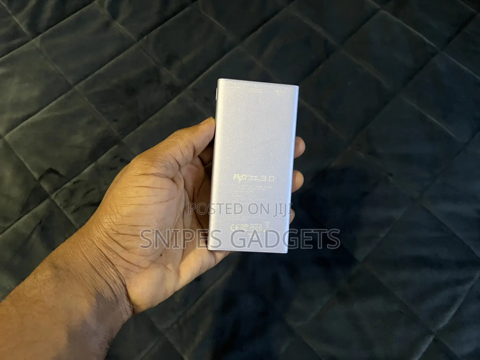 VERBATIM Wireless Slim Power Bank (10,000mah)