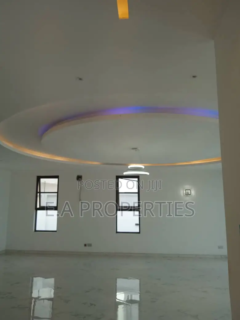 4bdrm House in E A Properties, American House for sale