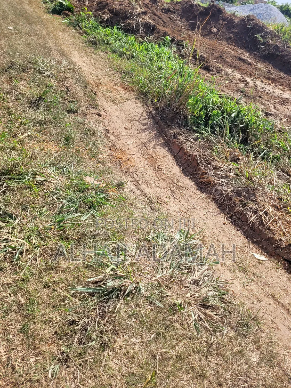 Land for Sale at Santa'si Darko