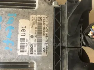 Hyundai Tucson / Ix35 2010 Engine Control Board
