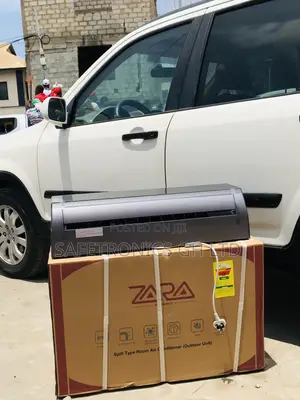 Adjustable Zara 1.5 Horse Power Split Type Black Mirror