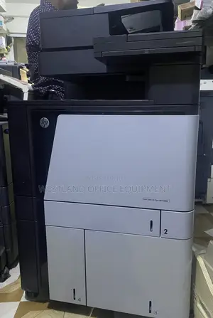 HP Color Laserjet Enterprise Flow M880