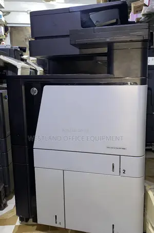 HP Color Laserjet Enterprise Flow M880