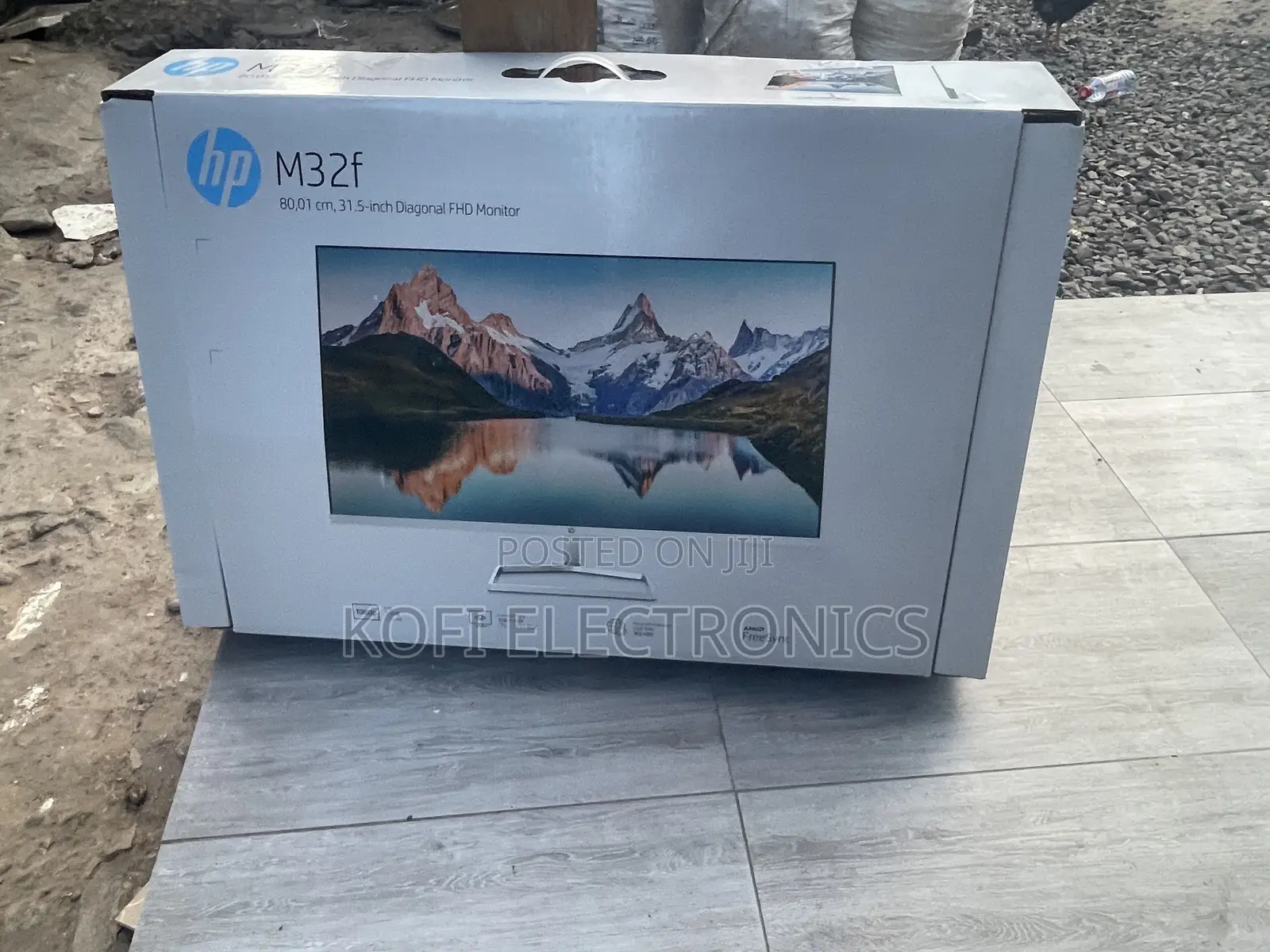 Shop Hp M32F Display Monitor - Silver