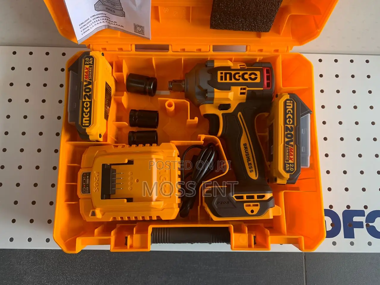 20v Cordless Wrench With Case and Accessories - Ciwli2040