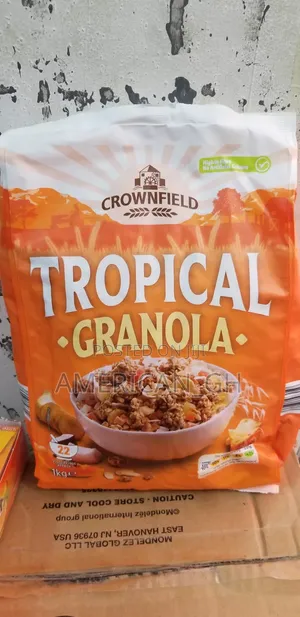 Crownfield Tropical Granola 1kg