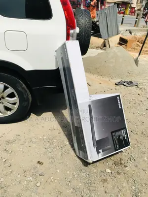 Quality Yet Affordable Samsung Q59CT 5.1ch Sound Bar.