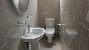 4bdrm House in Fredimens Real, Kumasi Metropolitan for sale