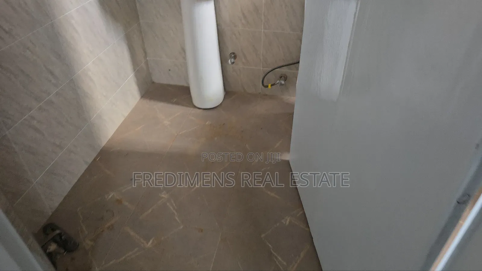 4bdrm House in Fredimens Real, Kumasi Metropolitan for sale