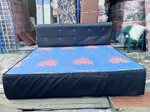Impressive King Size Bed( Inbuilt Foam)