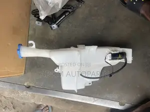 Elantra Wiper Bottle Coolant 2017 2018 2019 2020