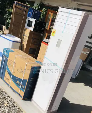 High New 3.0 Horsepower Split Type AC Midea Floor Standing