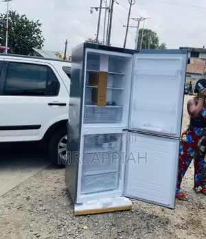 Order LG GC-B399NLJM 335L Double Door Electric Fridge.